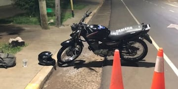 Accidente de tránsito en Posadas: un motociclista herido.