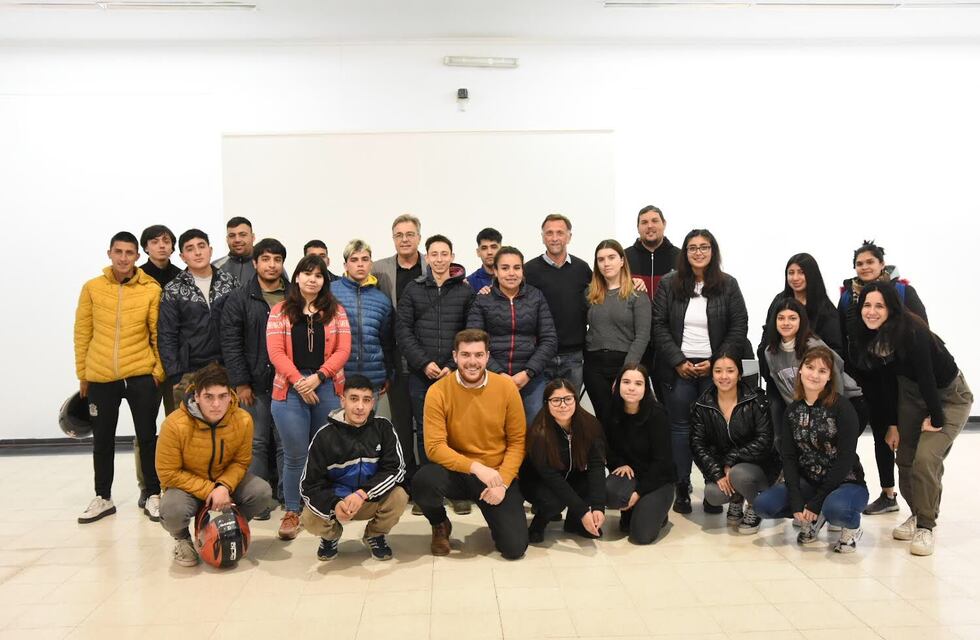 Treinta jóvenes consiguieron empleo y ya suman 402 durante el 2022