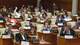 La Legislatura de Jujuy llevó a cabo este miércoles la novena sesión ordinaria del año, abordando un importante temario contenido en el orden del día.