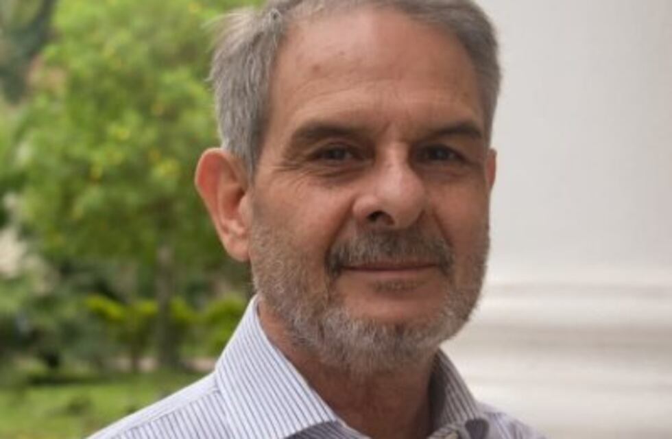 El rector de UNT, ingeniero Sergio Pagani hablo de alimentos y medio ambiente