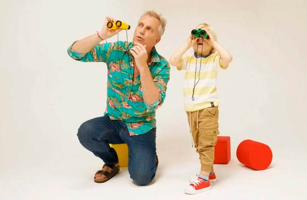 Mirko ayudó a limpiar la casa y las fotos del hijo de Marley se hicieron tendencia