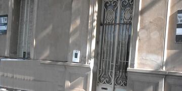 robaron en una casa abandonada de Bv. Roca al 500