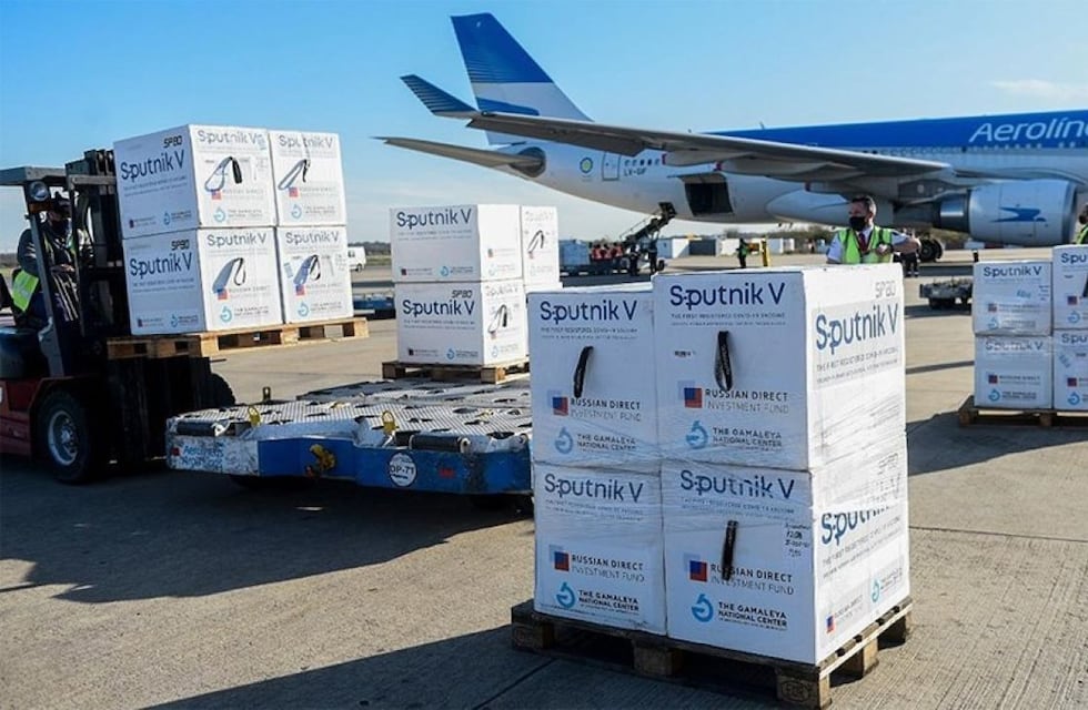 Vacunación en Córdoba: llegaron segundos componentes de Sputnik V
