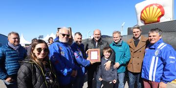 "Una mejor infraestructura nos va a llevar a que más gente siga viniendo al autódromo y a la provincia”, afirmó Perotti.