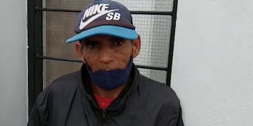 Le prometieron trabajo en La Rioja pero no le pagaron y ahora necesita ayuda para viajar a Mendoza.