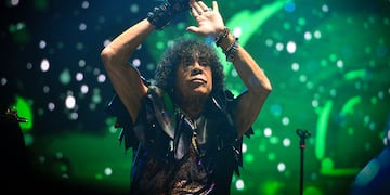 La Mona Jimenez Bum Bum en el Estadio Kempes . (José Gabriel Hernández / La Voz)