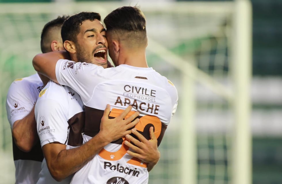 Platense le ganó a Banfield de visitante y lo alejó de la zona de clasificación