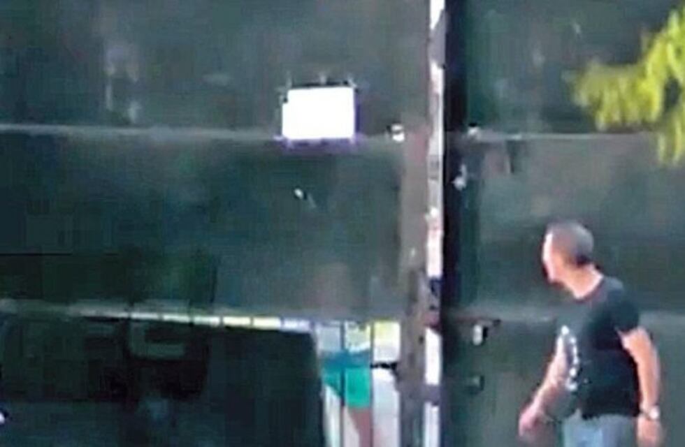 La barra de Deportivo Riestra le disparó contra la comitiva de Excursionistas