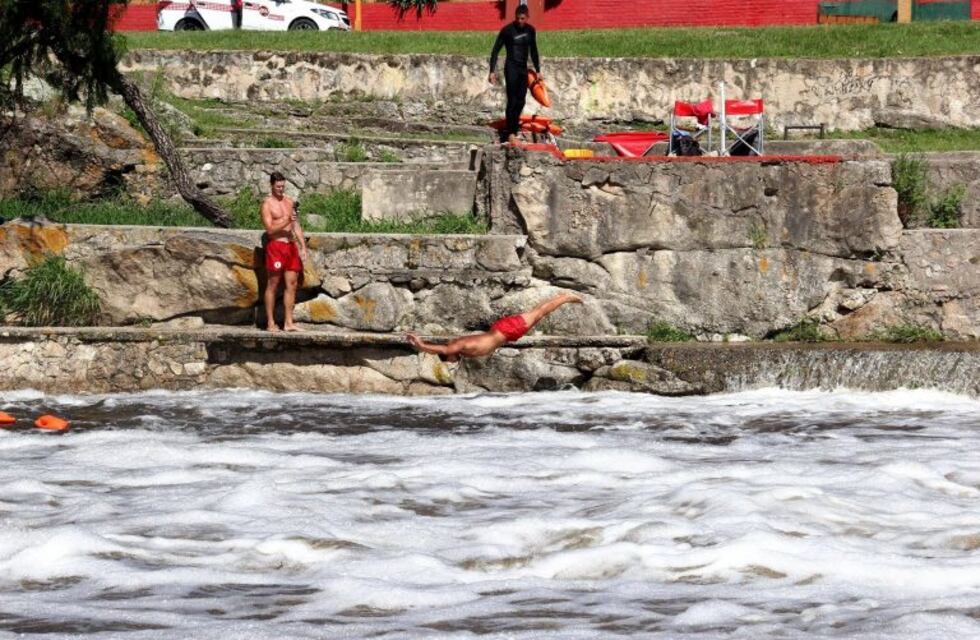 Los guardavidas intensifican su entrenamiento con la creciente