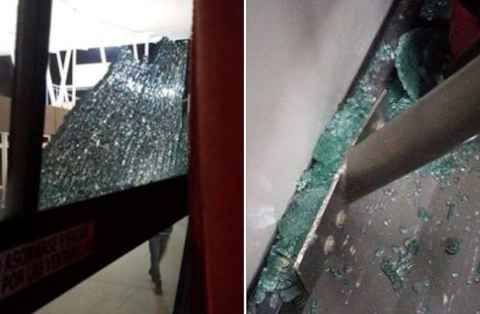 Apedrearon a un colectivo de Vercelli cuando estaba llegando a la empresa