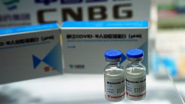 El Gobierno define los últimos detalles para comprar la vacuna del laboratorio chino Sinopharm. (Foto: Tingshu Wang/REUTERS)