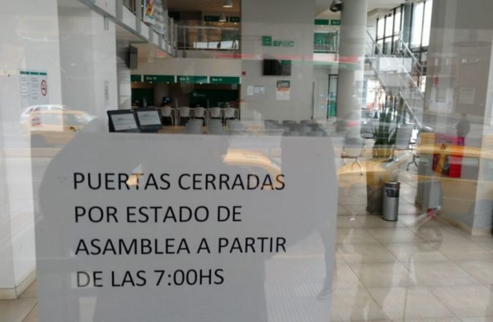 Epec denunció a Luz y Fuerza por dejar de atender al público