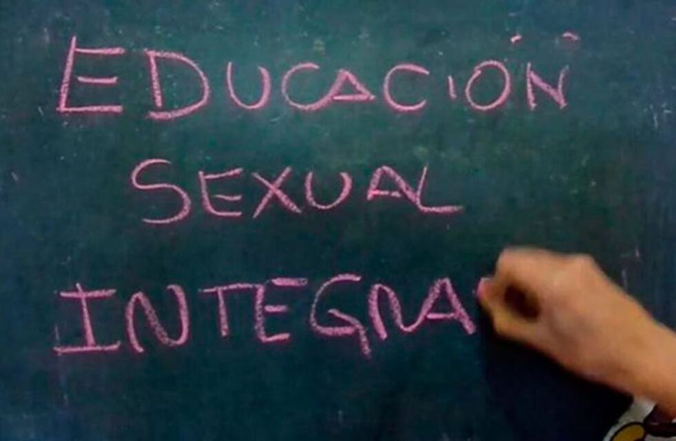 Prohibió a una escuela que le impartan clases con ideología de género a su hijo