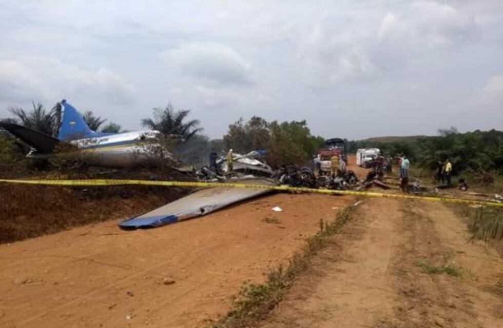 Un avión comercial cayó en Colombia: 14 muertos