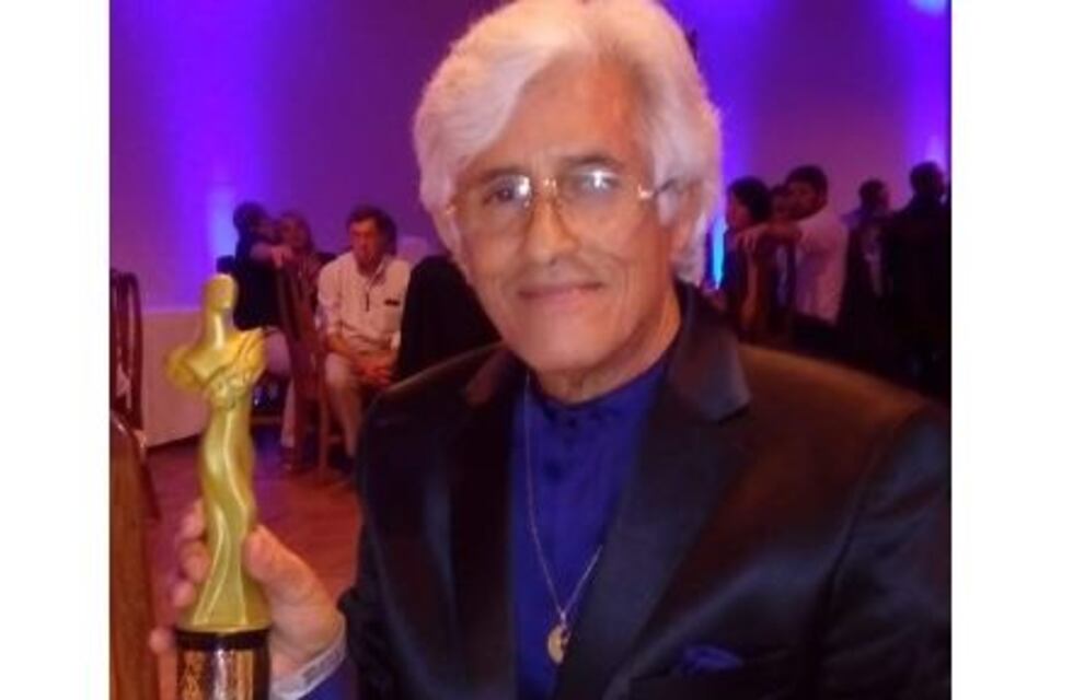 Carlos Kanan una gloria del radioteatro