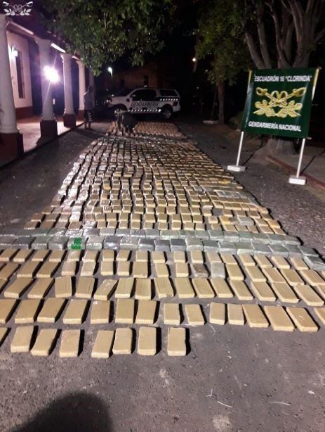 Incautaron más de 950 kilos de marihuana en Formosa. (Foto: Gendarmería)