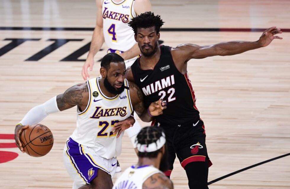 Finales de la NBA: Miami Heat venció a Los Angeles Lakers y alargó la definición