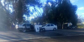 Choque frontal en la ruta 143 en el ingreso a Real del Padre en San Rafael