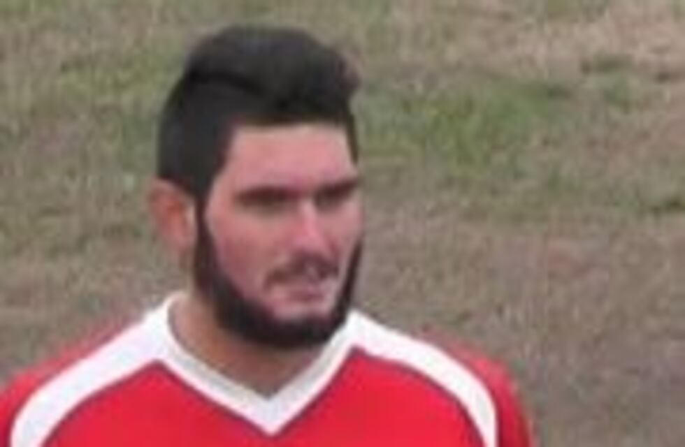 Una camioneta atropelló a un futbolista y huyó: está grave y buscan al conductor