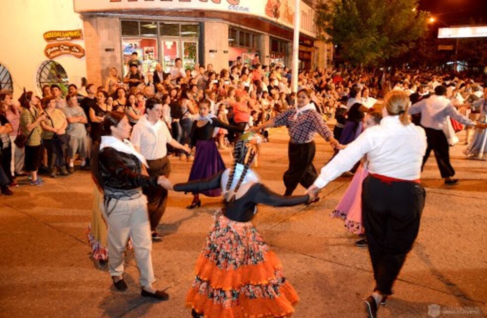 Celebración virtual del tradicional Pericón Nacional