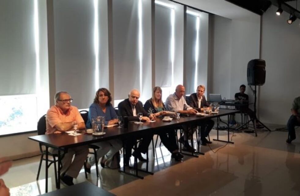 Lifschitz recibió a Stolbizer: "Más allá de los nombres hay que pensar en un proyecto"