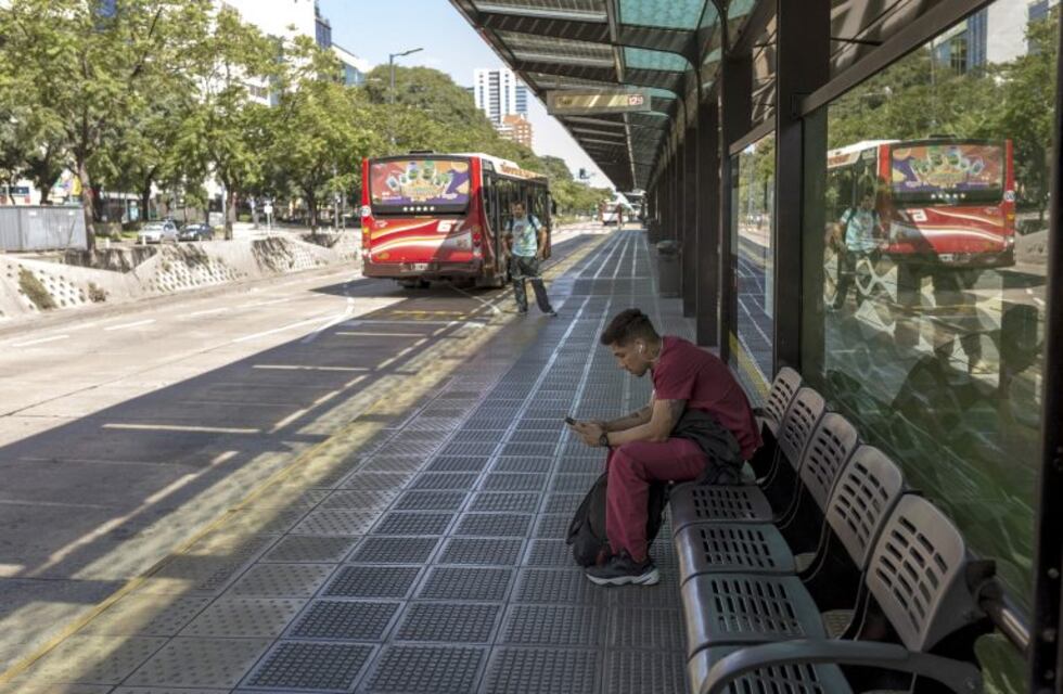 Coronavirus: disminuyó notablemente la cantidad de pasajeros en el transporte público