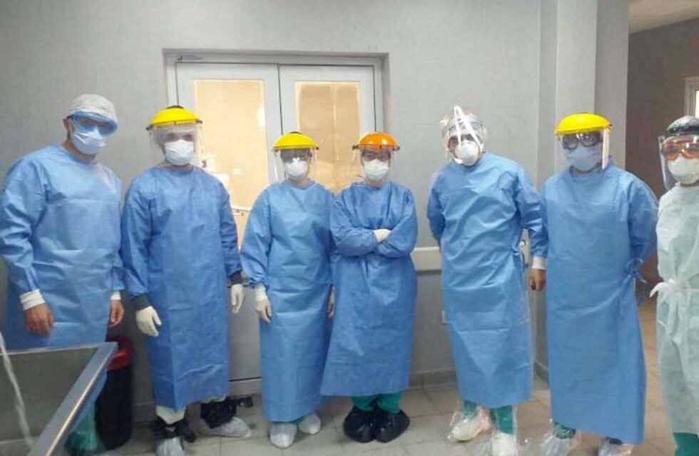 En el Centro de Salud inauguraron un quirófano operando a un paciente con coronavirus