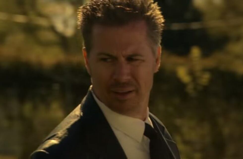 El hermano de Brad Pitt, muy parecido al actor, imitó la escena final de Pecados Capitales