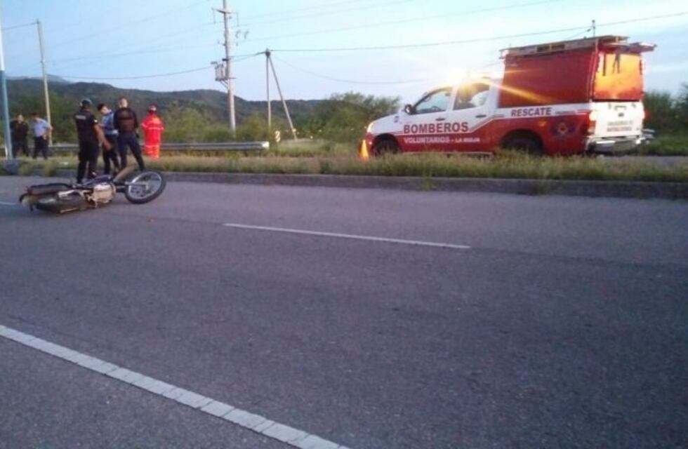 Siniestros Viales: Muere otro joven tras perder el control de su motocicleta