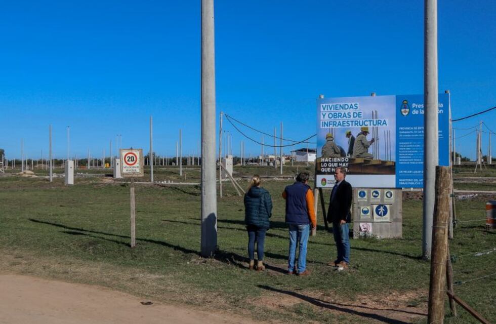 El municipio recorrió la obra en construcción de 525 viviendas