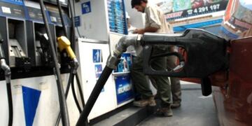 Todo apuntaría a un aumento de precios en los combustibles para el mes de agosto (Web)\u002E