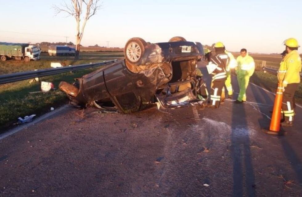 Vuelco en la ruta 33: un muerto y dos heridos
