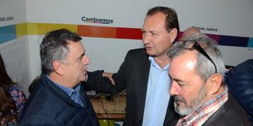Mario Negro cerca de Pedro Dellarossa, quien se perfila para retener la intendencia para Cambiemos\u002E