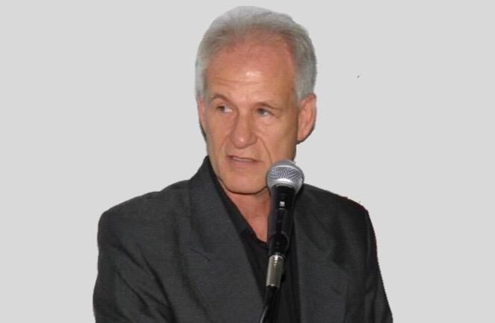 Daniel Mowszet: "celebramos la caducidad del contrato con Autobuses Santa Fe"