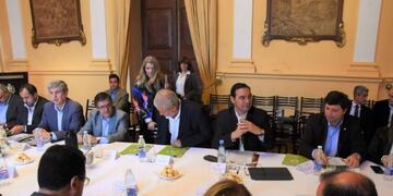 Tercera reunión de la Mesa Foresto Industrial de Corrientes\u002E (Foto: Época)