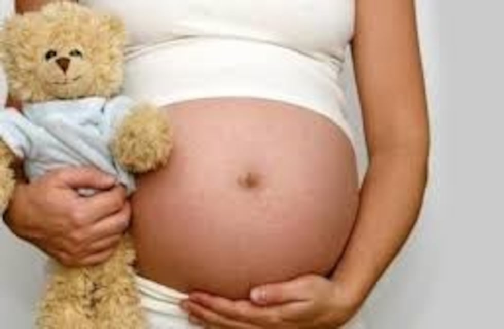 Fallecieron una joven embarazada y su bebé en Montecarlo