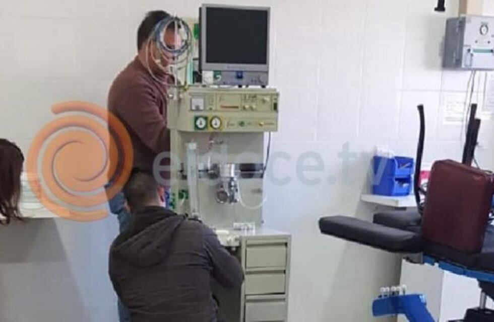 Muerte de la mujer tras un implante mamario: el respirador habría sido reparado luego de la cirugía