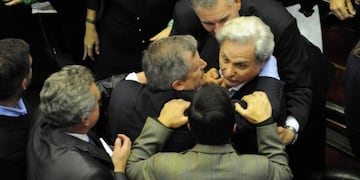 Daniel Filmus y Nicolás Massot casi se van a las manos