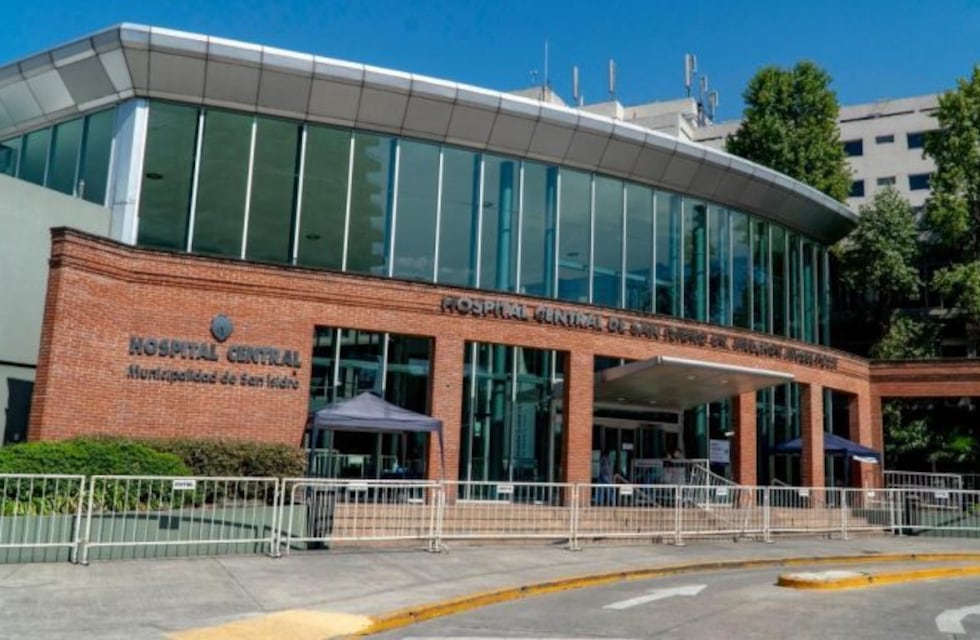 Esperaba al delivery de la pizza y recibió un balazo en la cara