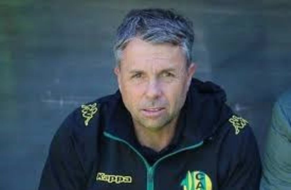 Gustavo Álvarez, un nombre que suena fuerte para técnico de Belgrano