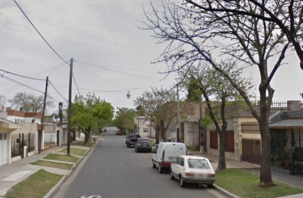 Olvidó la puerta entreabierta, ingresaron dos ladrones y le llevaron casi medio millón de pesos