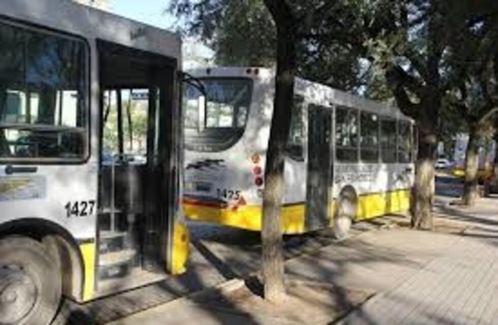 El lunes habrá guardias mínimas en la Municipalidad