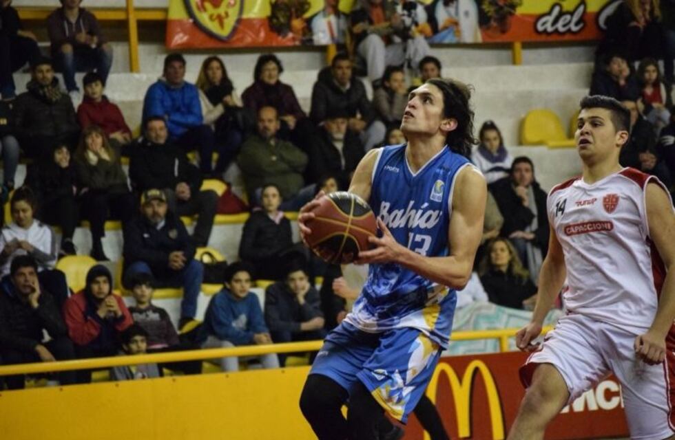 Basquet: Iván Gómez Lepez tuvo minutos y buena mano en el triunfo de Villa Mitre