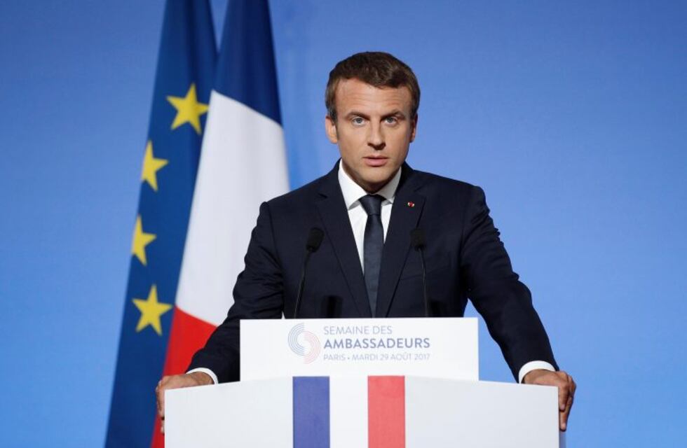 Emmanuel Macron calificó al gobierno de Nicolás Maduro como "dictadura"