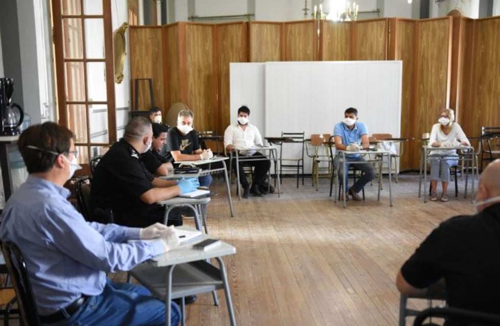 Luis Castellano se reunió con el Comando Unificado para analizar nuevas medidas