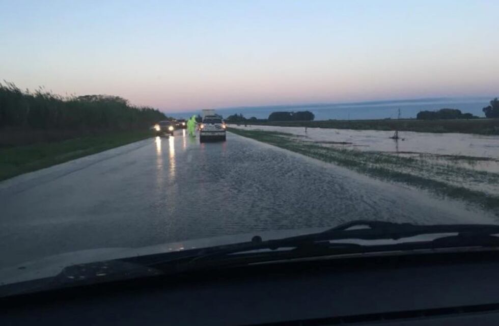 Habilitan la circulación por la ruta 188 tras el temporal que afectó a la zona