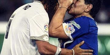 El mundo Gimnasia, revolucionado con la hipotética llegada de Ronaldinho