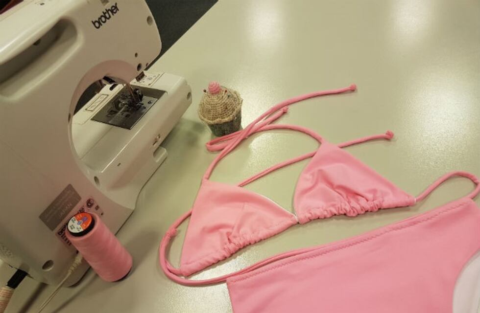 Paso a paso, cómo hacerte una bikini en casa