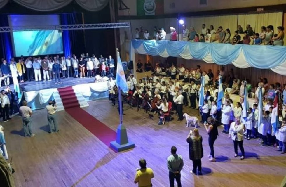 "Fueron héroes sin opción", señaló Crescente en el acto por Malvinas