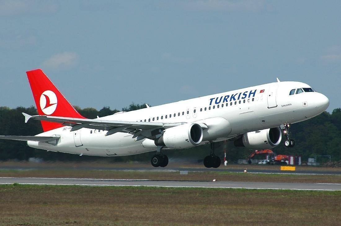 La aerolínea que debió pagar las indemnizaciones es Turkish Airlines.